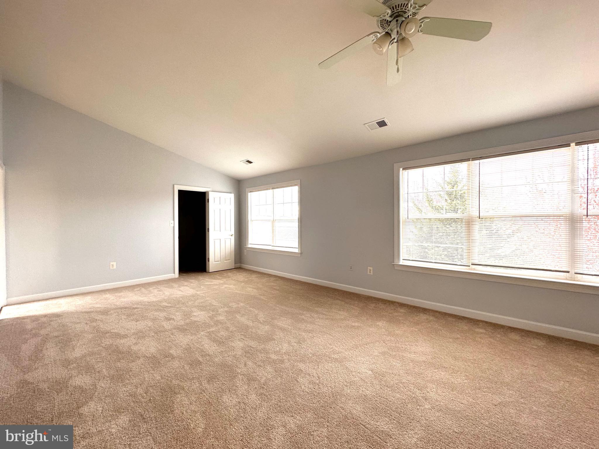 BLOOMS MILL - Residential Lease