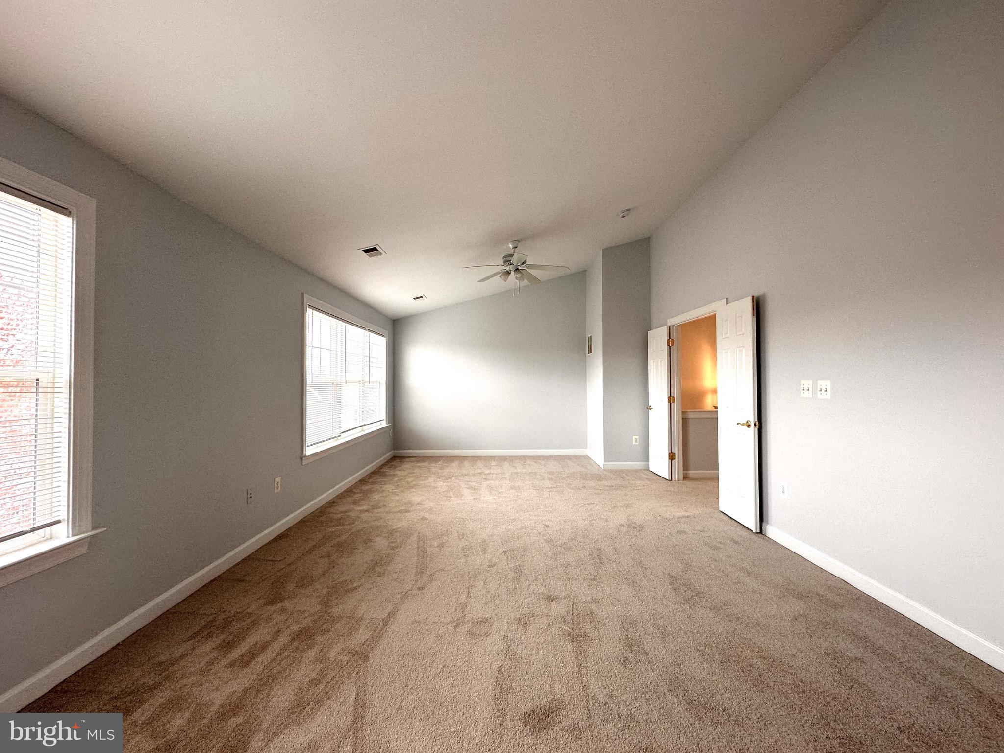 BLOOMS MILL - Residential Lease