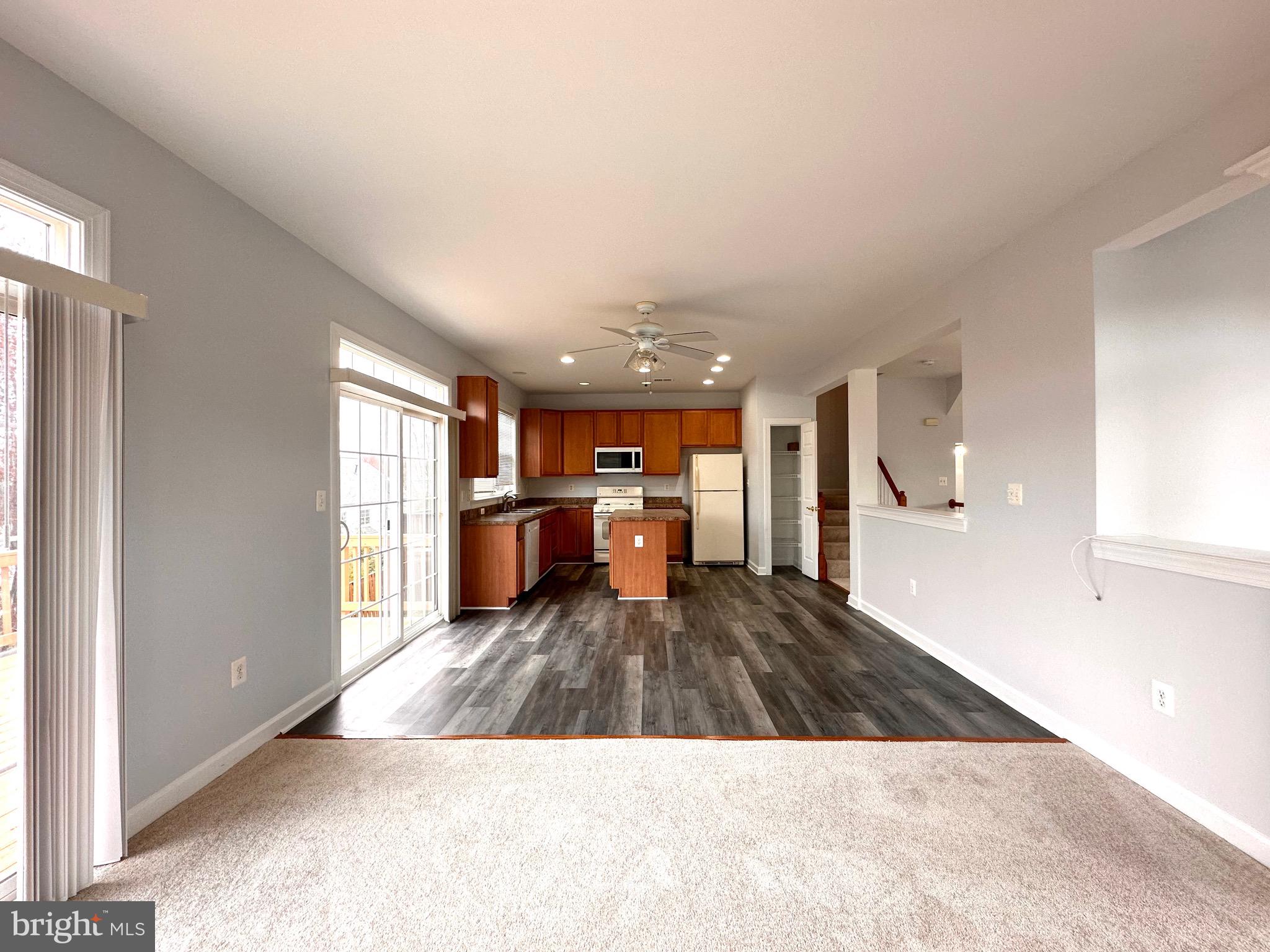 BLOOMS MILL - Residential Lease