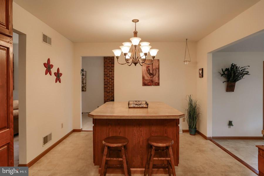 CLOVERLEAF STATION - Residential