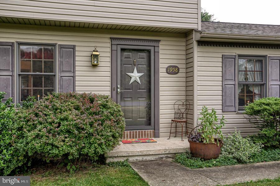 CLOVERLEAF STATION - Residential