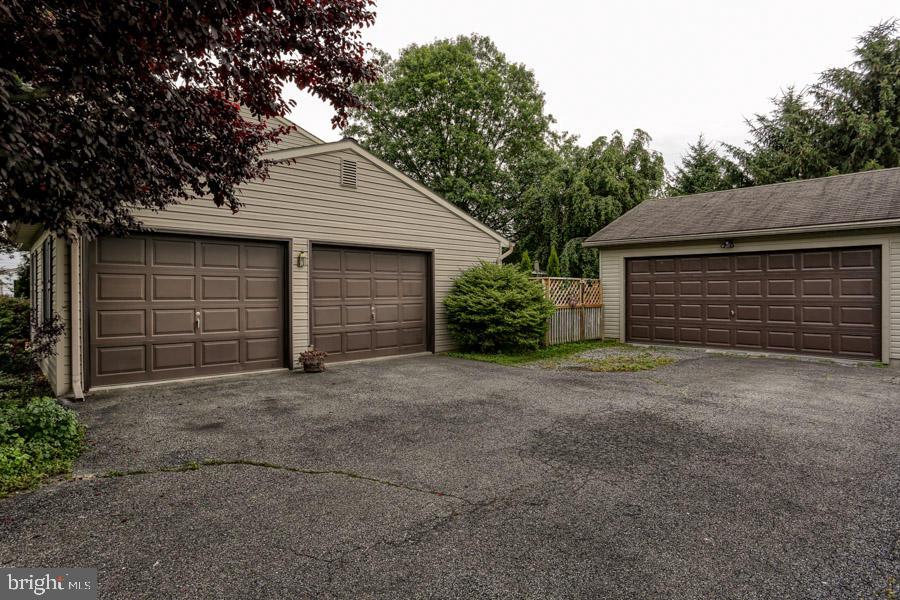 CLOVERLEAF STATION - Residential