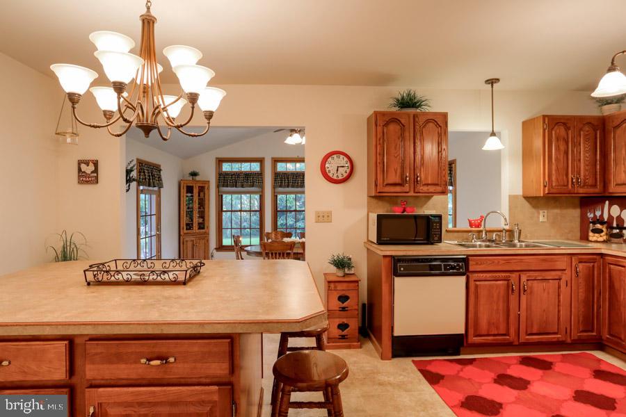 CLOVERLEAF STATION - Residential