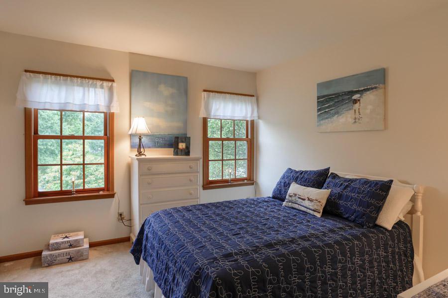 CLOVERLEAF STATION - Residential