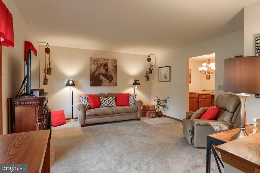 CLOVERLEAF STATION - Residential