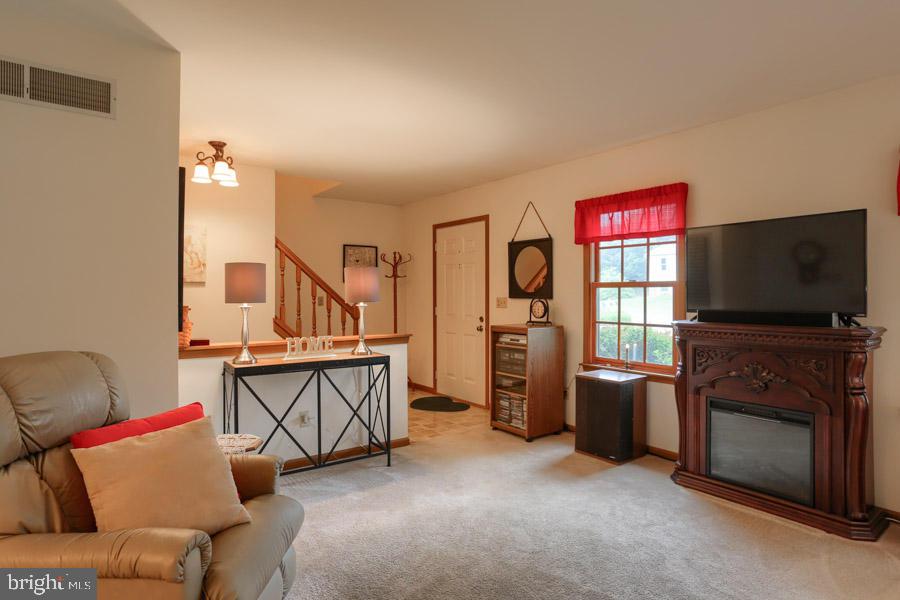 CLOVERLEAF STATION - Residential