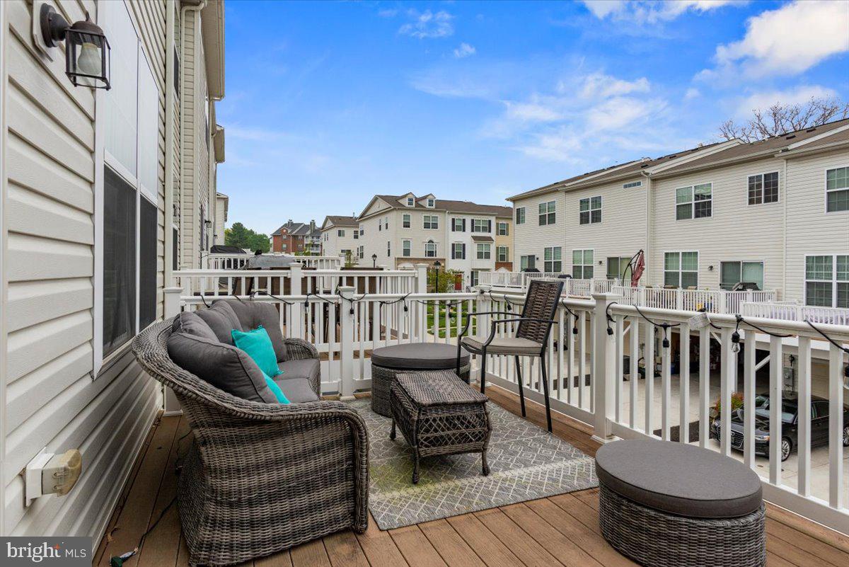 TOWNS OF TANGLEWOOD - Residential