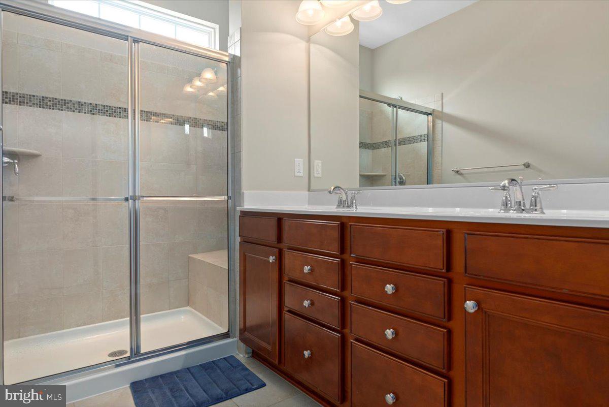 TOWNS OF TANGLEWOOD - Residential