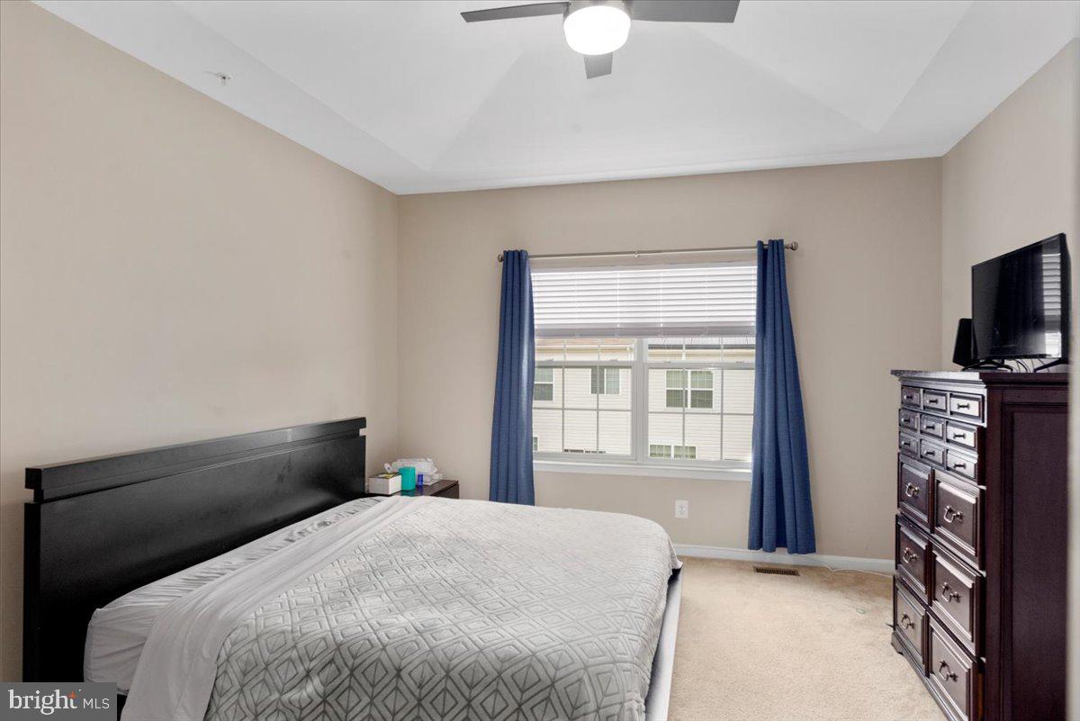 TOWNS OF TANGLEWOOD - Residential