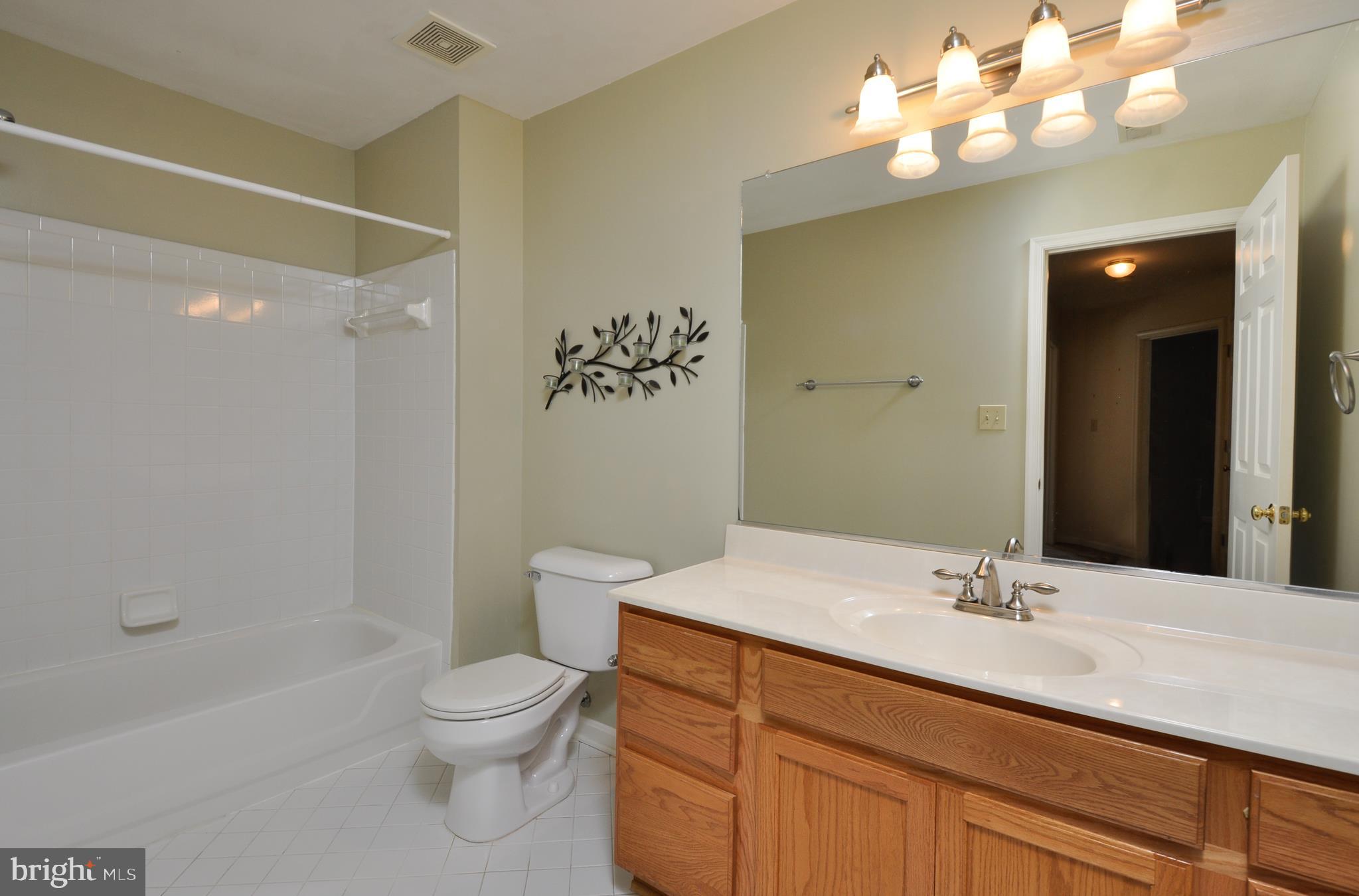 TURNBERRY WEST - Residential