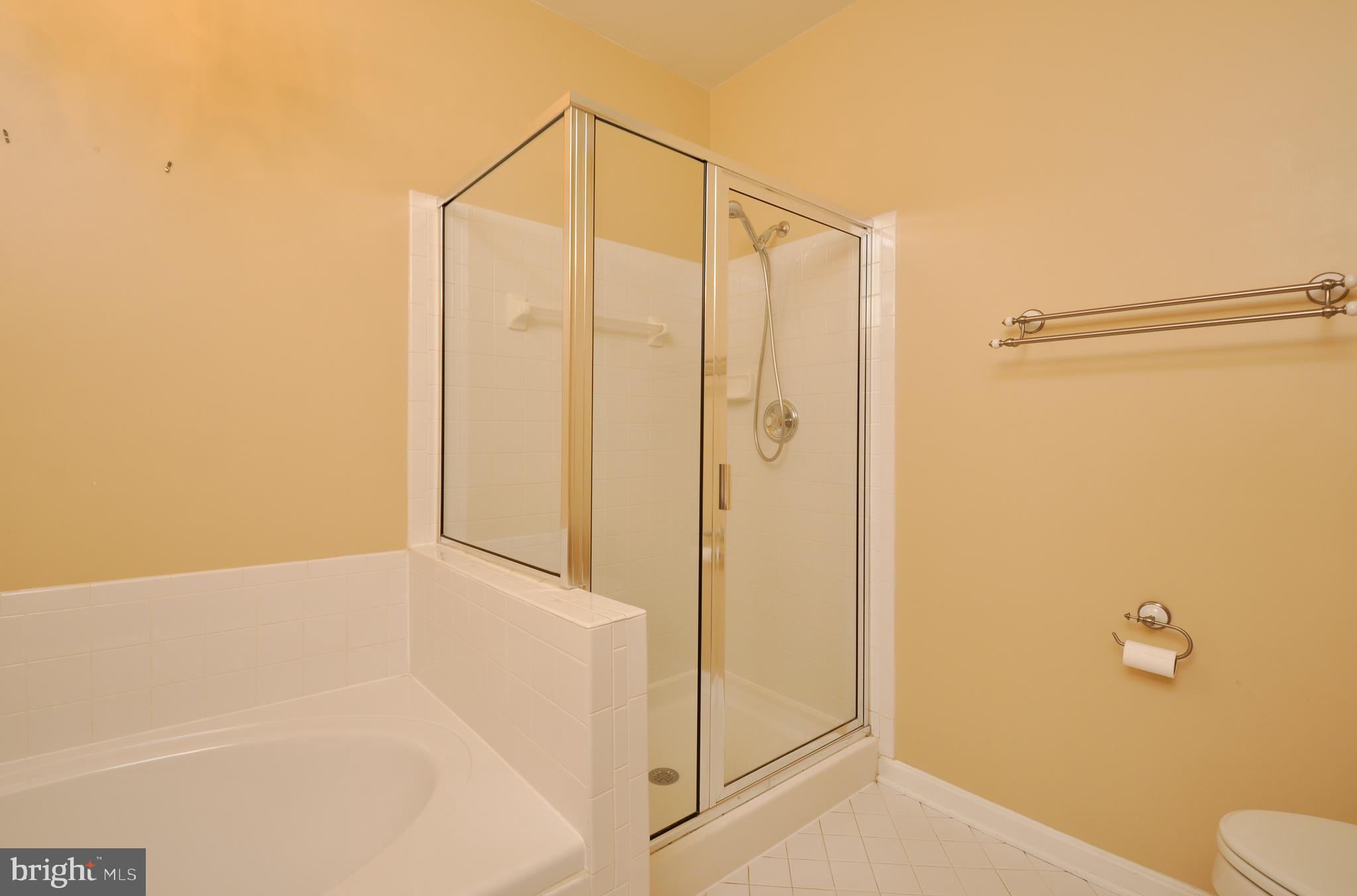 TURNBERRY WEST - Residential