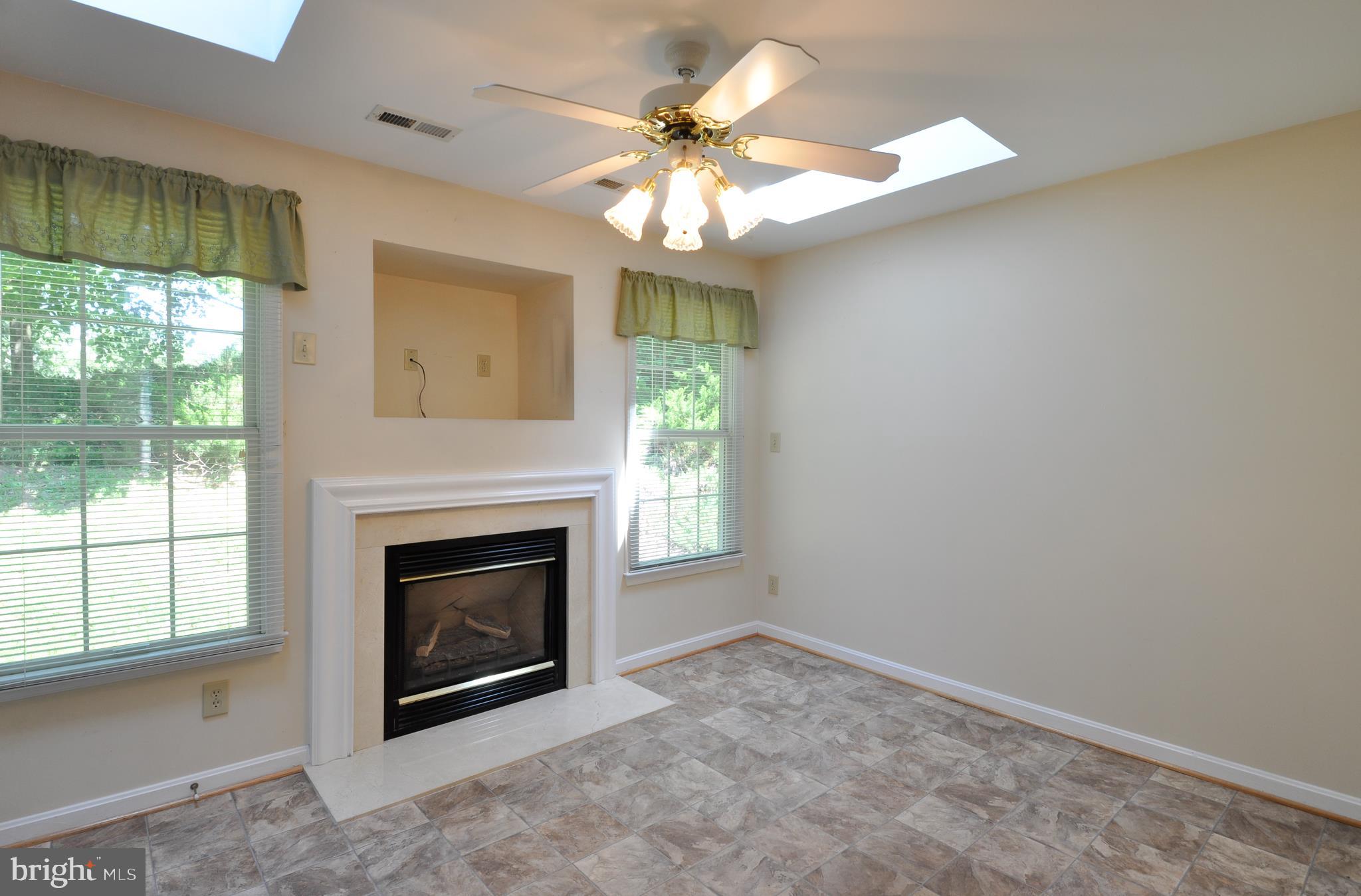 TURNBERRY WEST - Residential