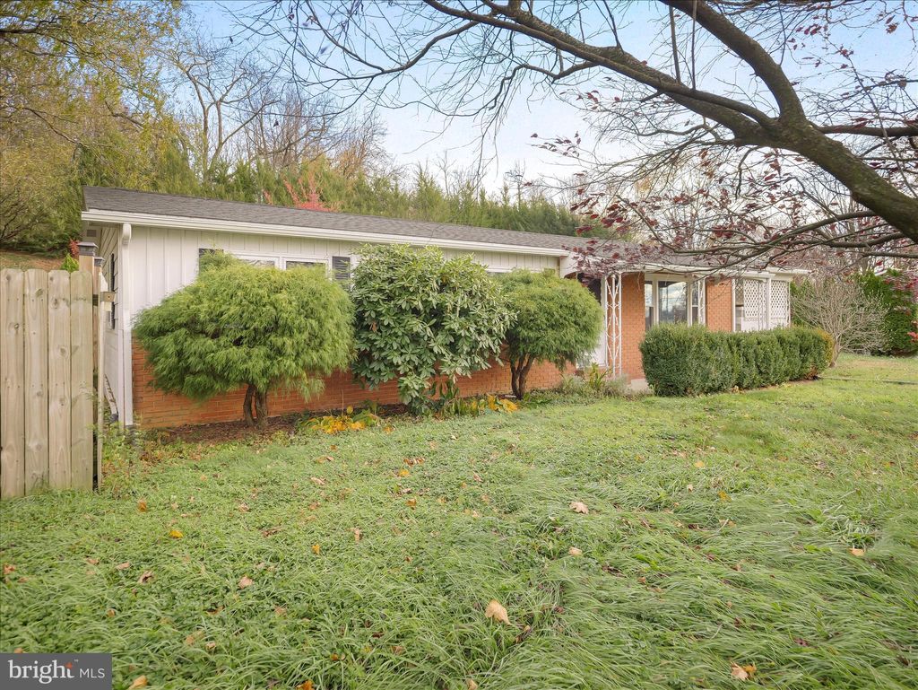 Photo of 11362 Orchard Rd, WAYNESBORO, PA 17268 (MLS # PAFL2031212)