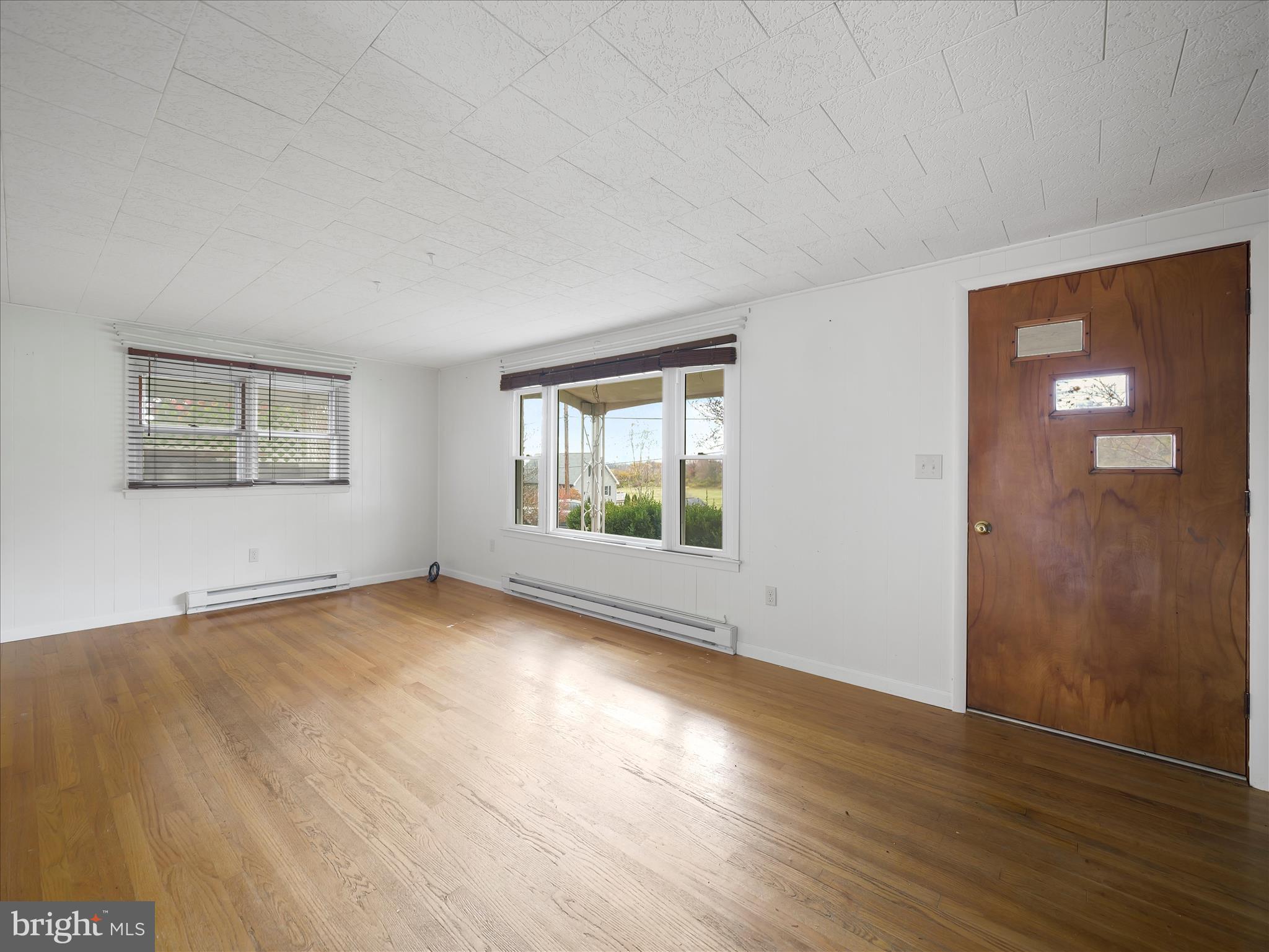 WAYNESBORO - Residential