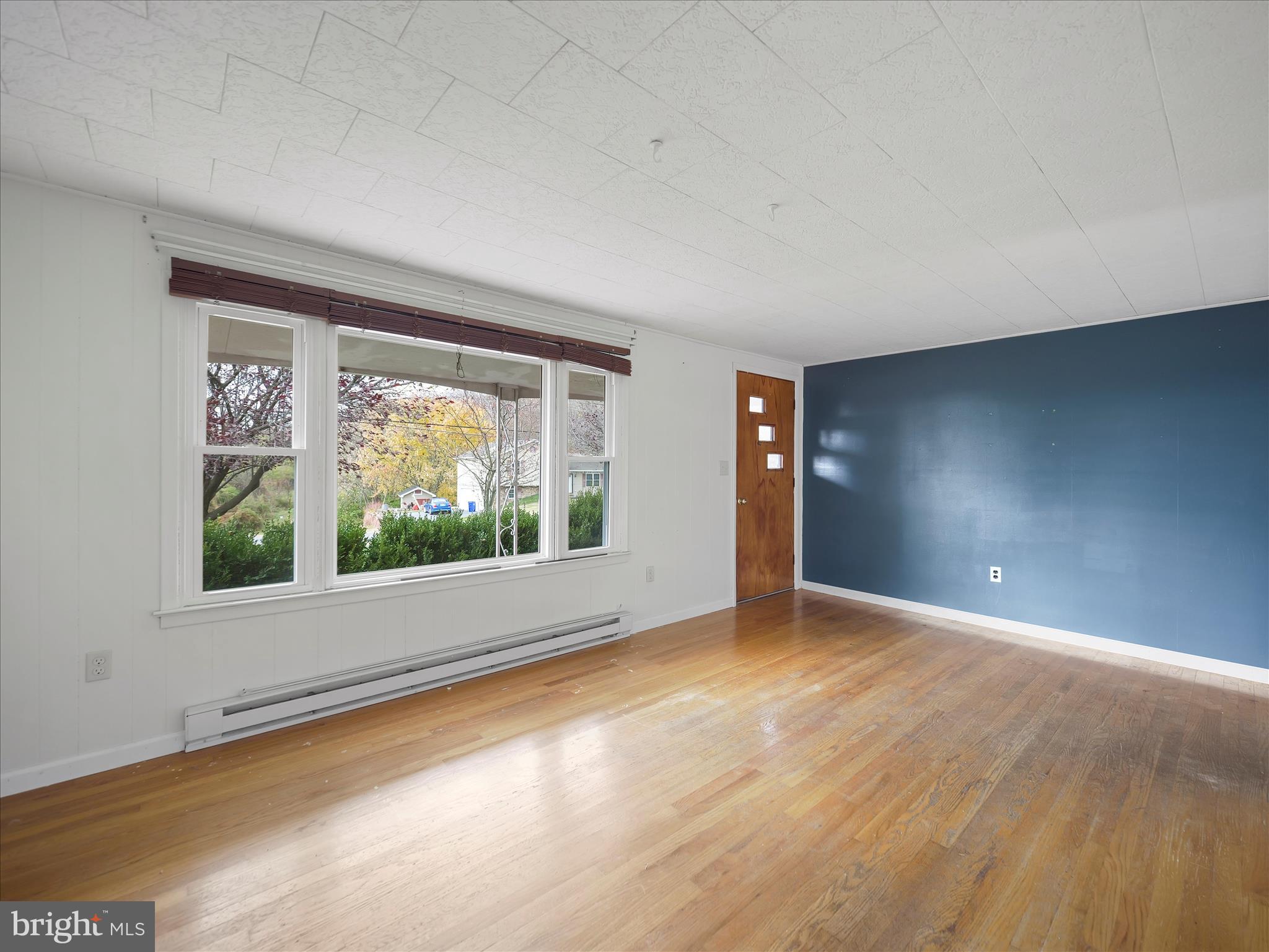 WAYNESBORO - Residential