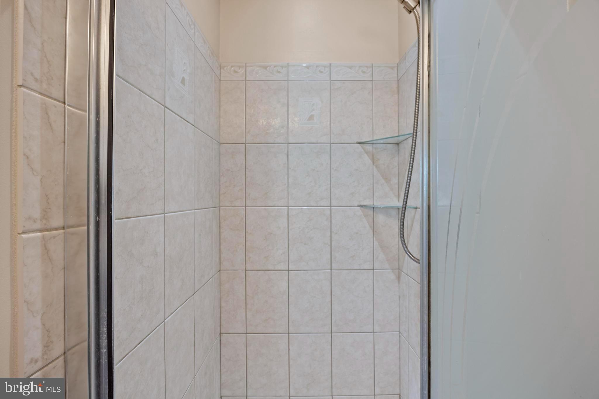 WINDLASS RUN - Residential