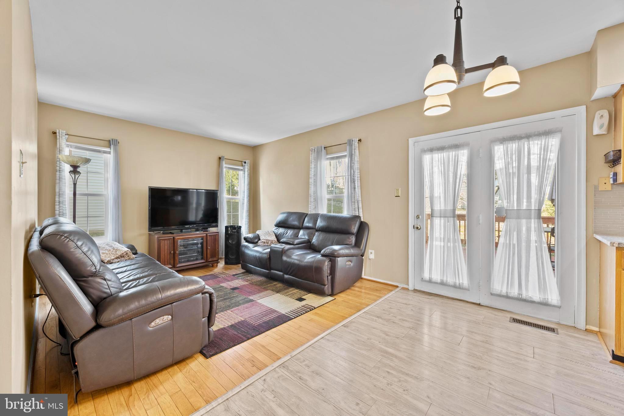 WINDLASS RUN - Residential