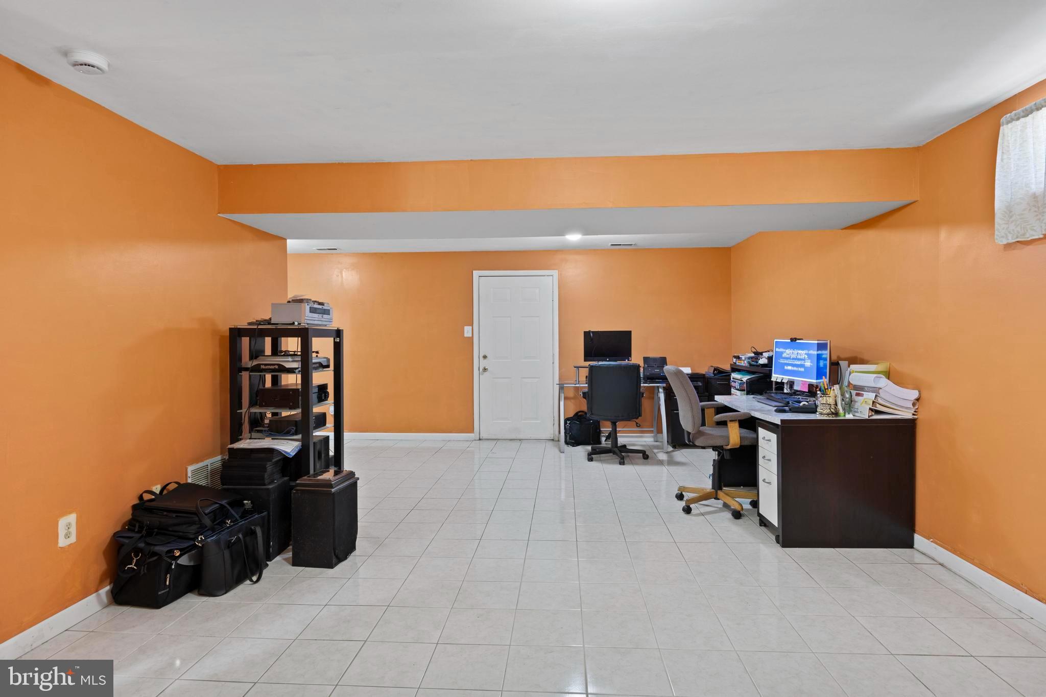 WINDLASS RUN - Residential