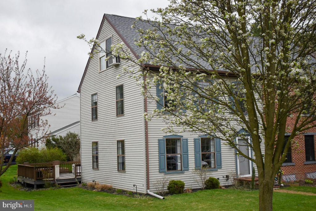 Photo of 25 Carriage House Drive, Willow Street, PA 17584 (MLS # PALA2049466)