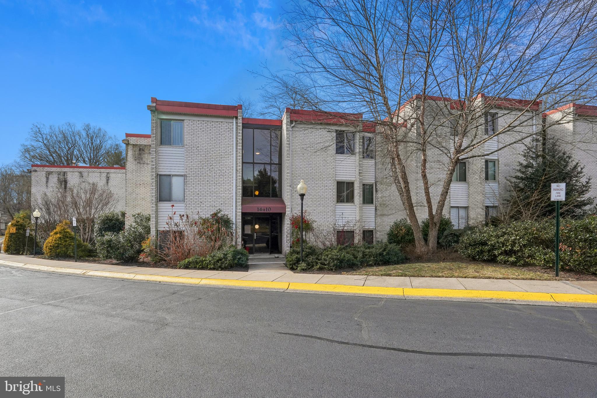 NORTH CREEK VILLAS - Residential