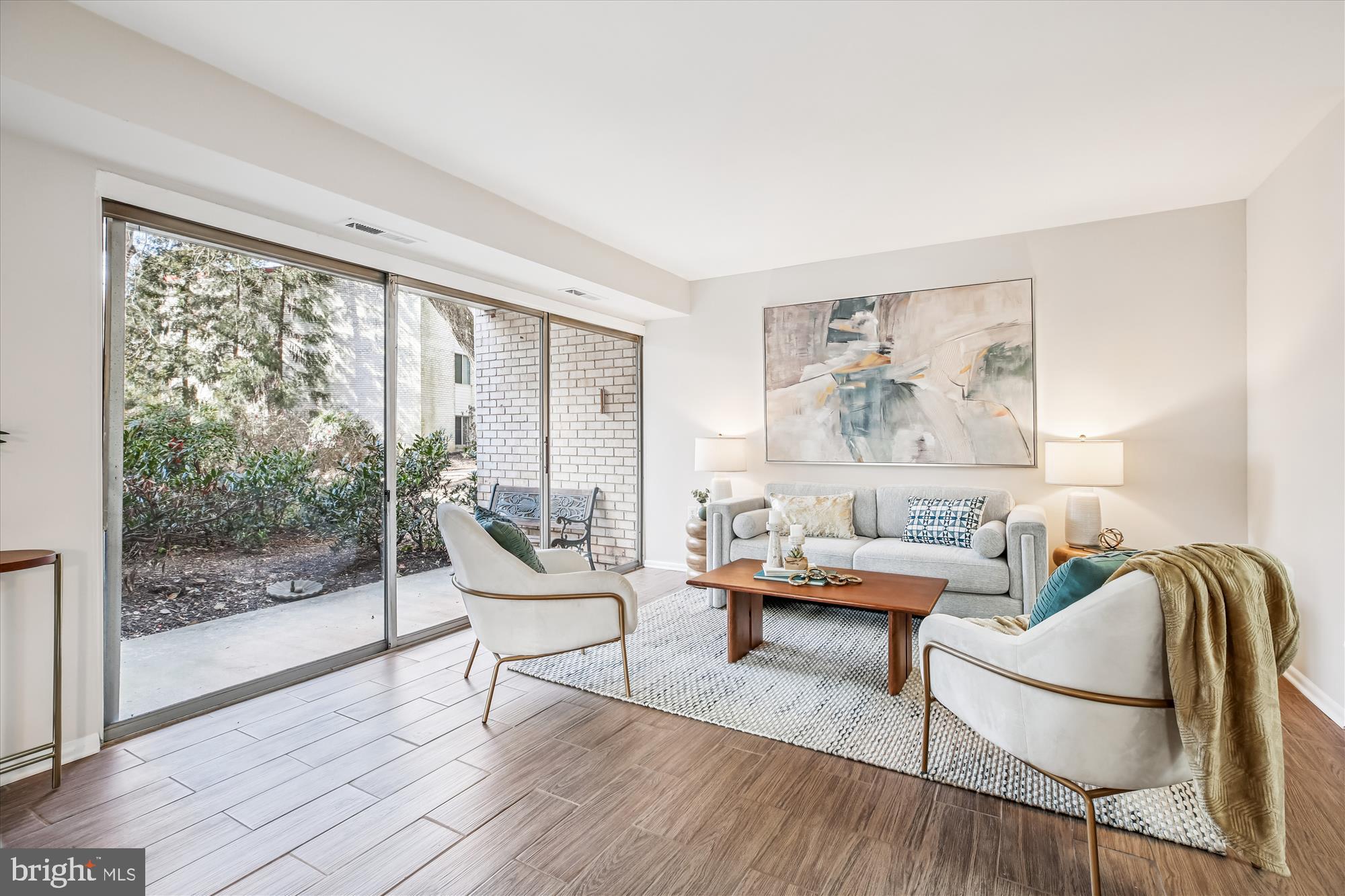 NORTH CREEK VILLAS - Residential