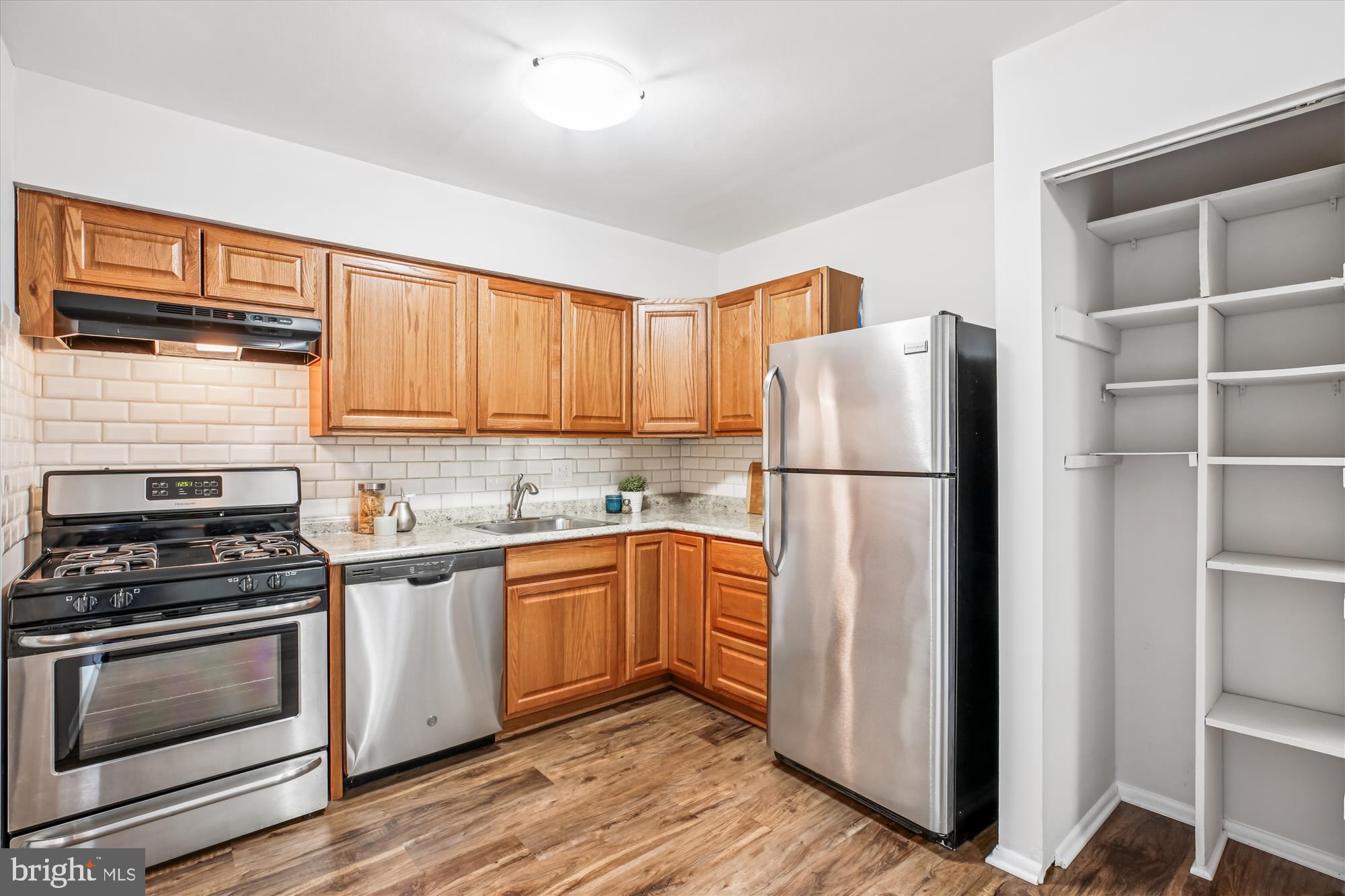 NORTH CREEK VILLAS - Residential