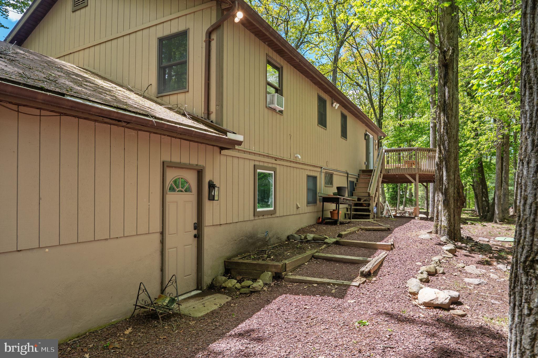 LAKE HARMONY - Residential