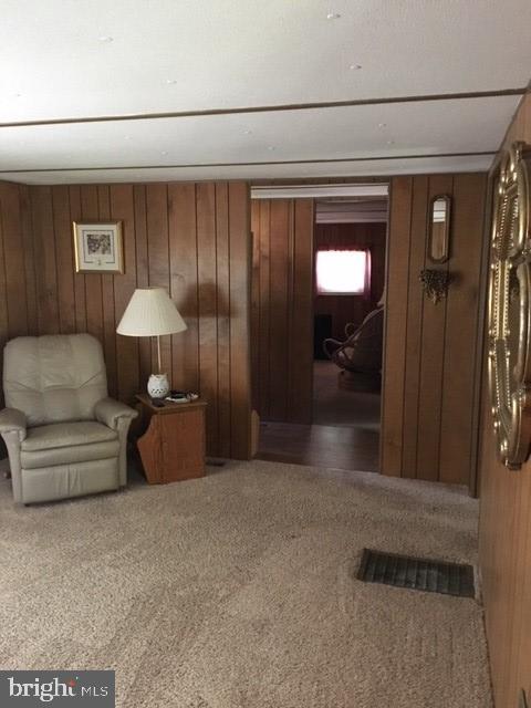 MARYLAND MANOR - Residential