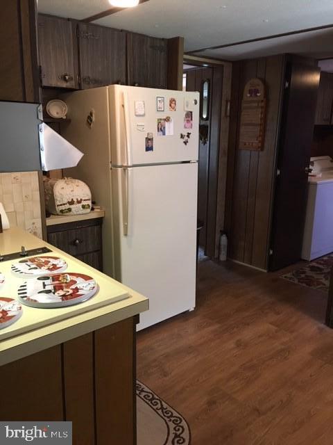 MARYLAND MANOR - Residential