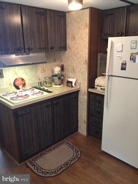 MARYLAND MANOR - Residential