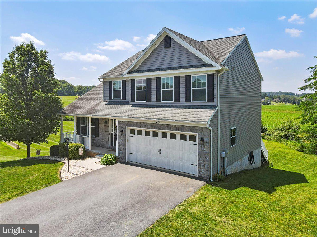 635 QUEENSBURY DRIVE