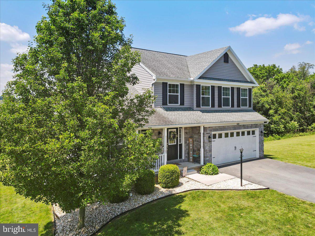 635 QUEENSBURY DRIVE