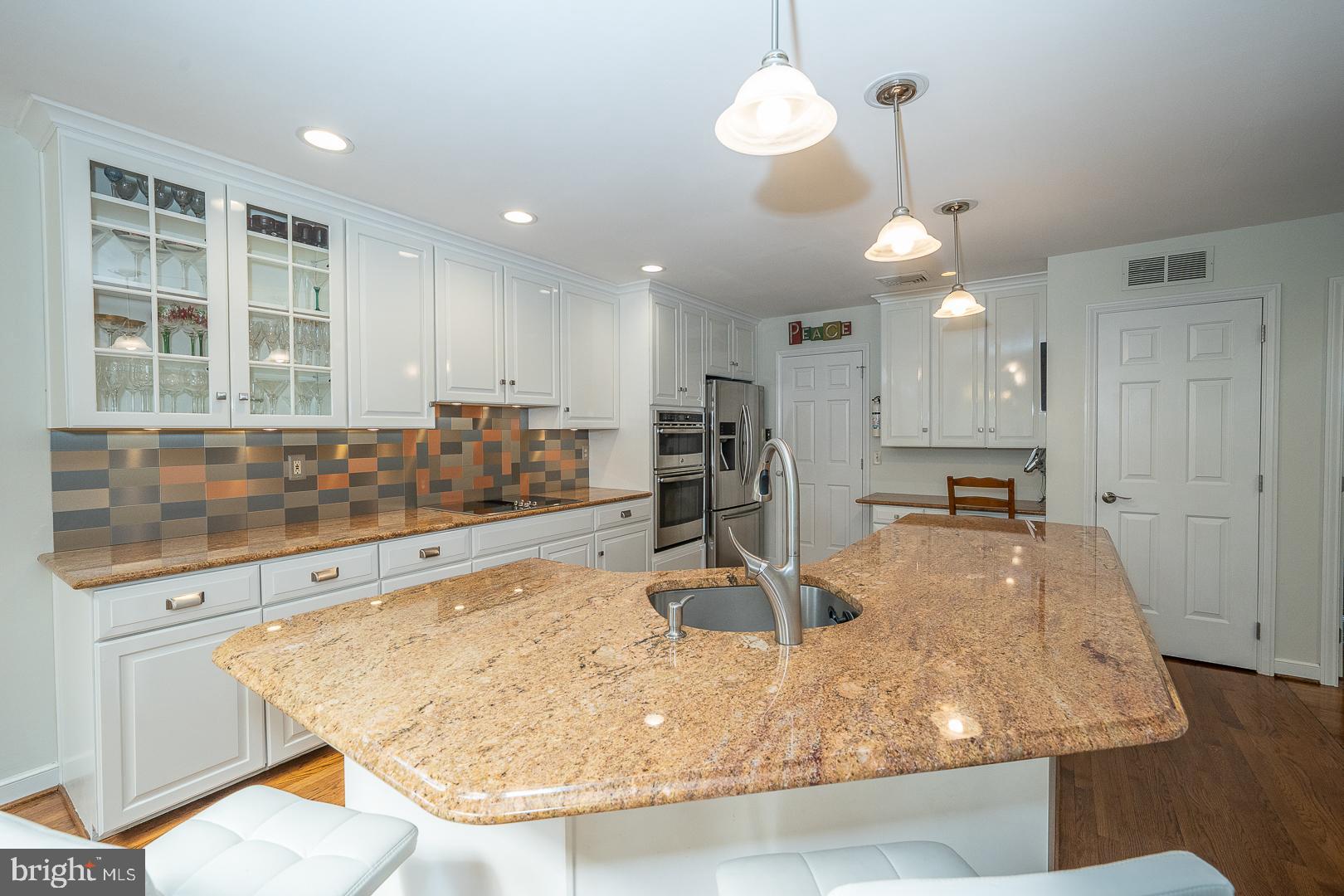 AVONWOOD - Residential