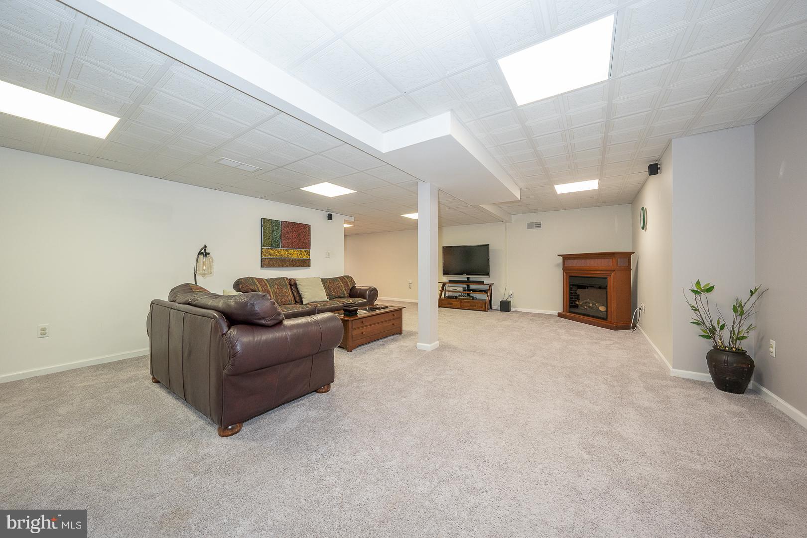 AVONWOOD - Residential