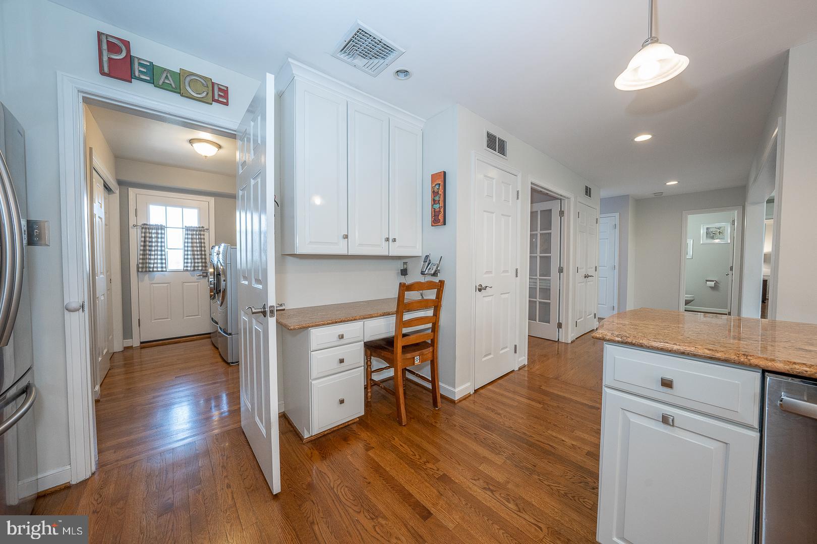 AVONWOOD - Residential