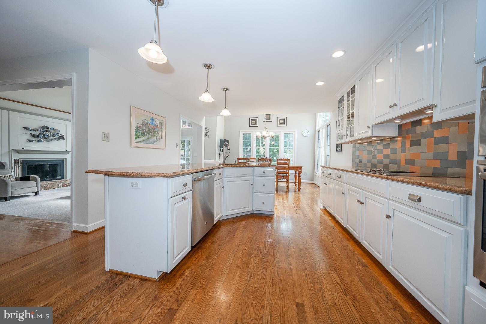 AVONWOOD - Residential