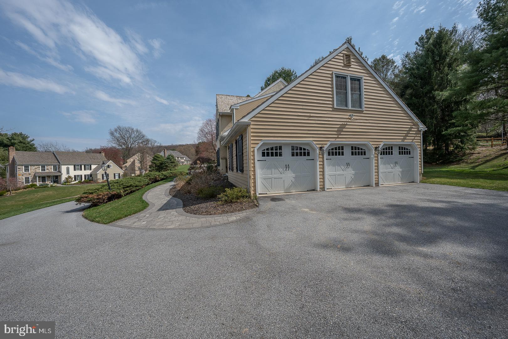 AVONWOOD - Residential