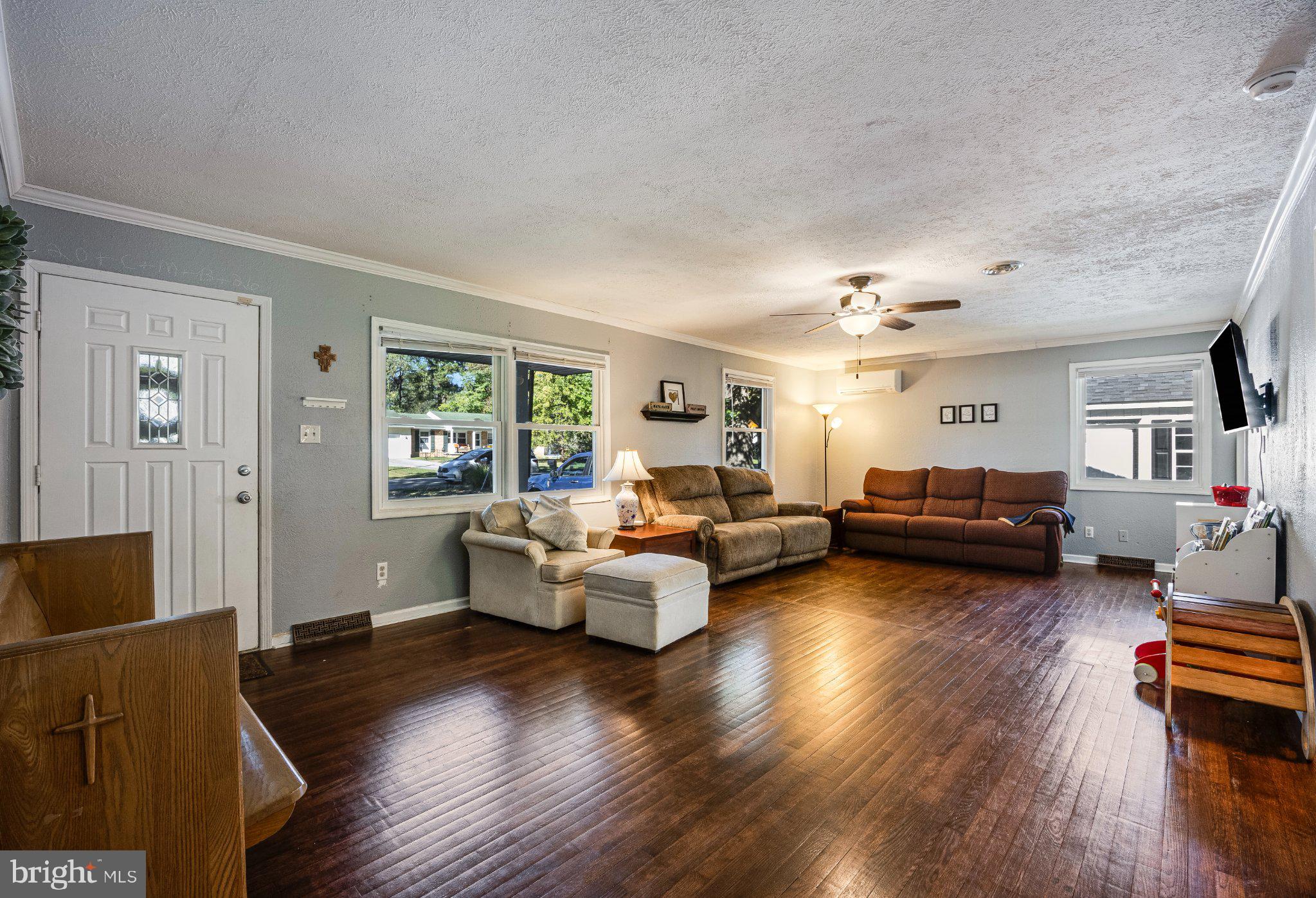21388 LYNN DRIVE