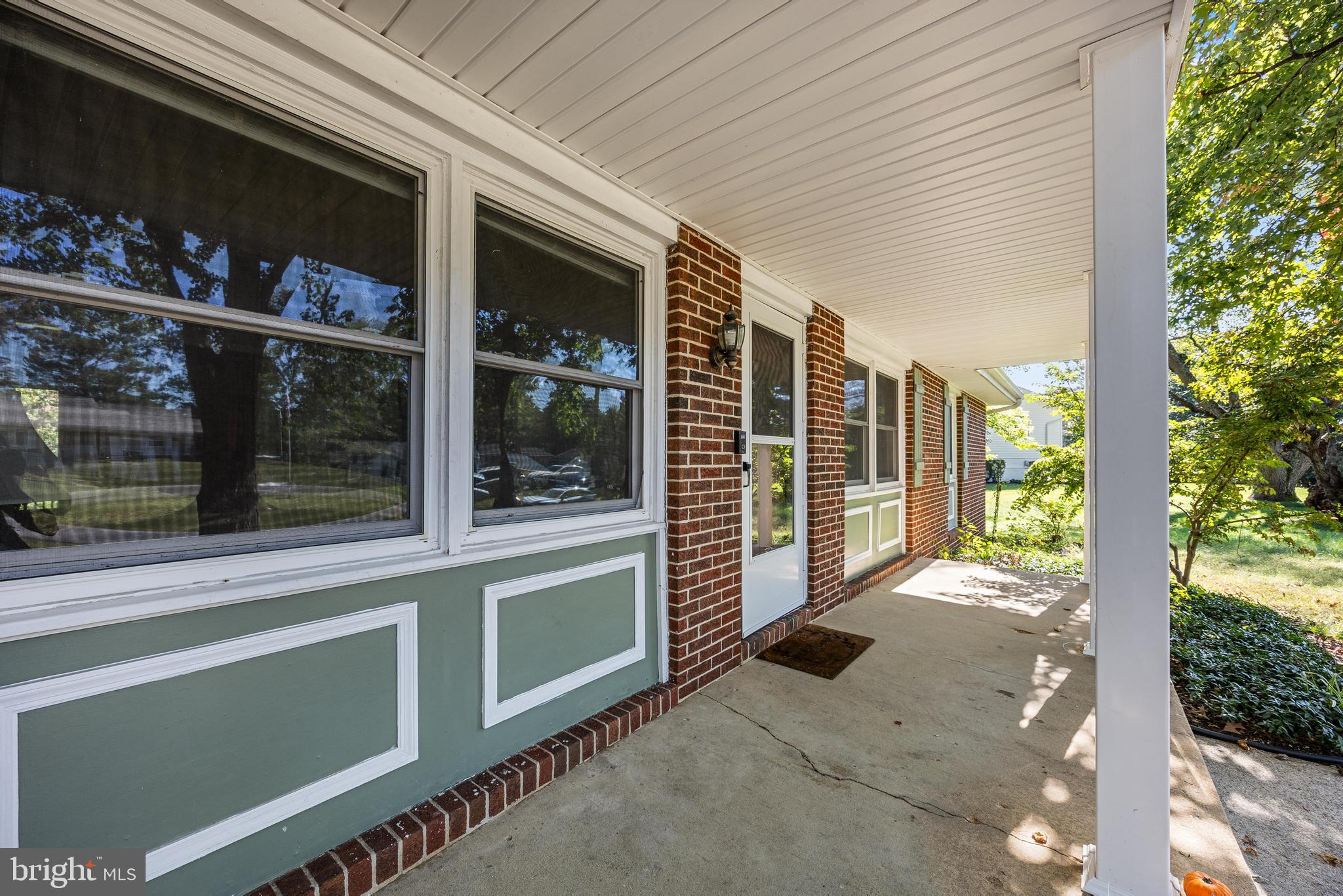 21388 LYNN DRIVE
