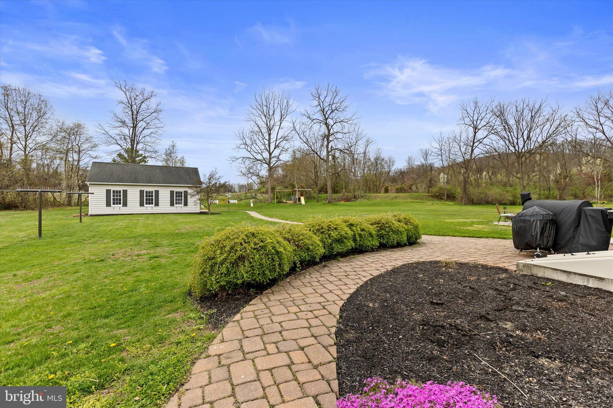 FAIRWAY HILLS - Residential