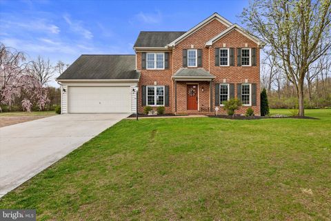 221 PUTTERS CIRCLE DILLSBURG PA 17019