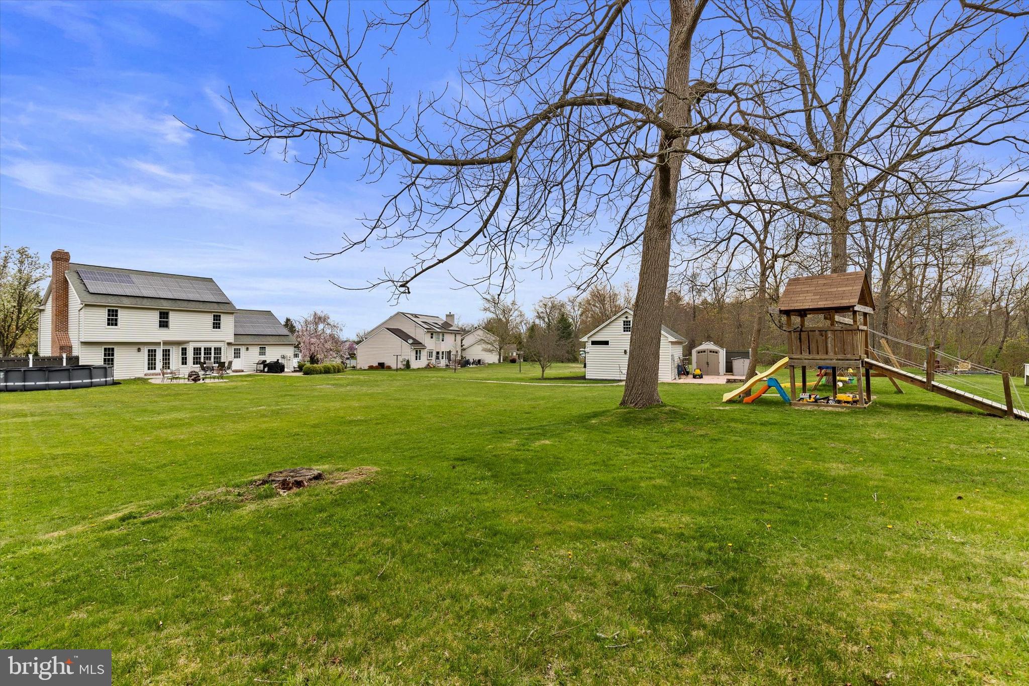 FAIRWAY HILLS - Residential