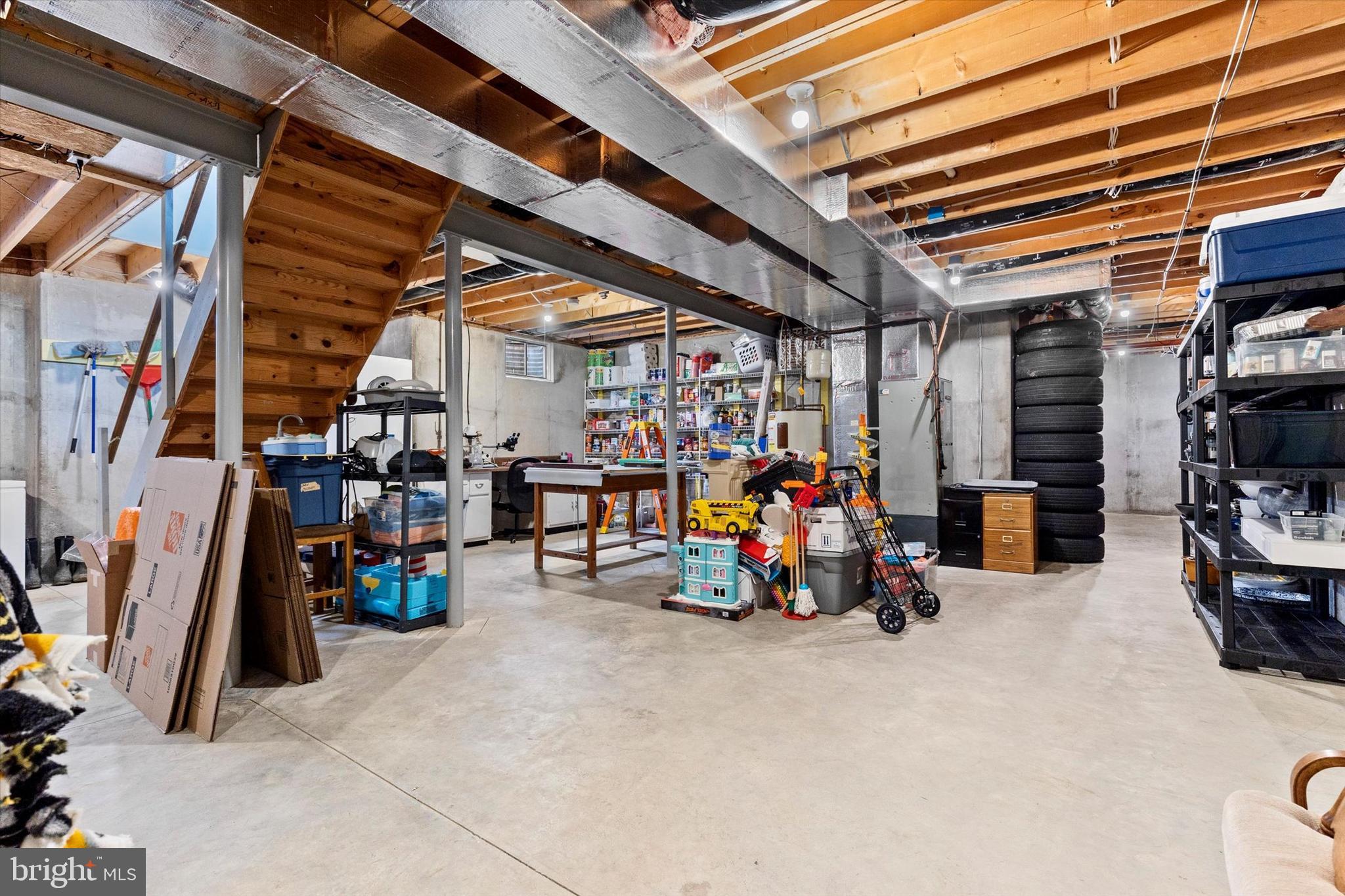 FAIRWAY HILLS - Residential