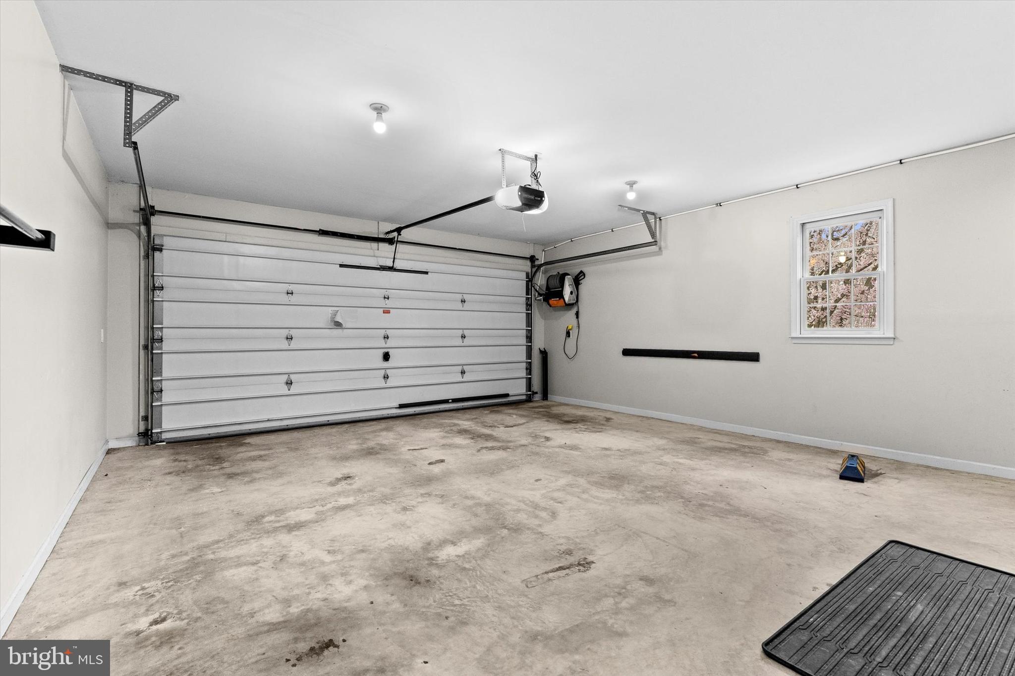 FAIRWAY HILLS - Residential