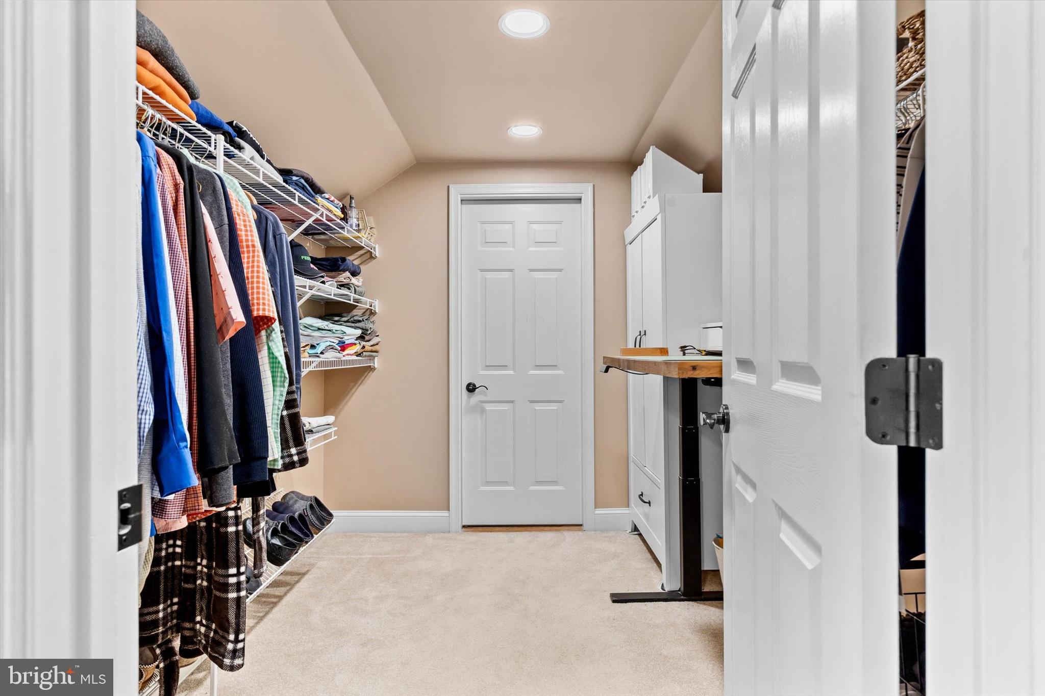 FAIRWAY HILLS - Residential