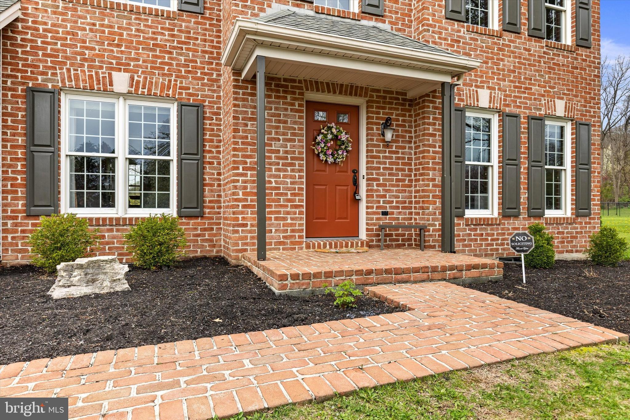 FAIRWAY HILLS - Residential