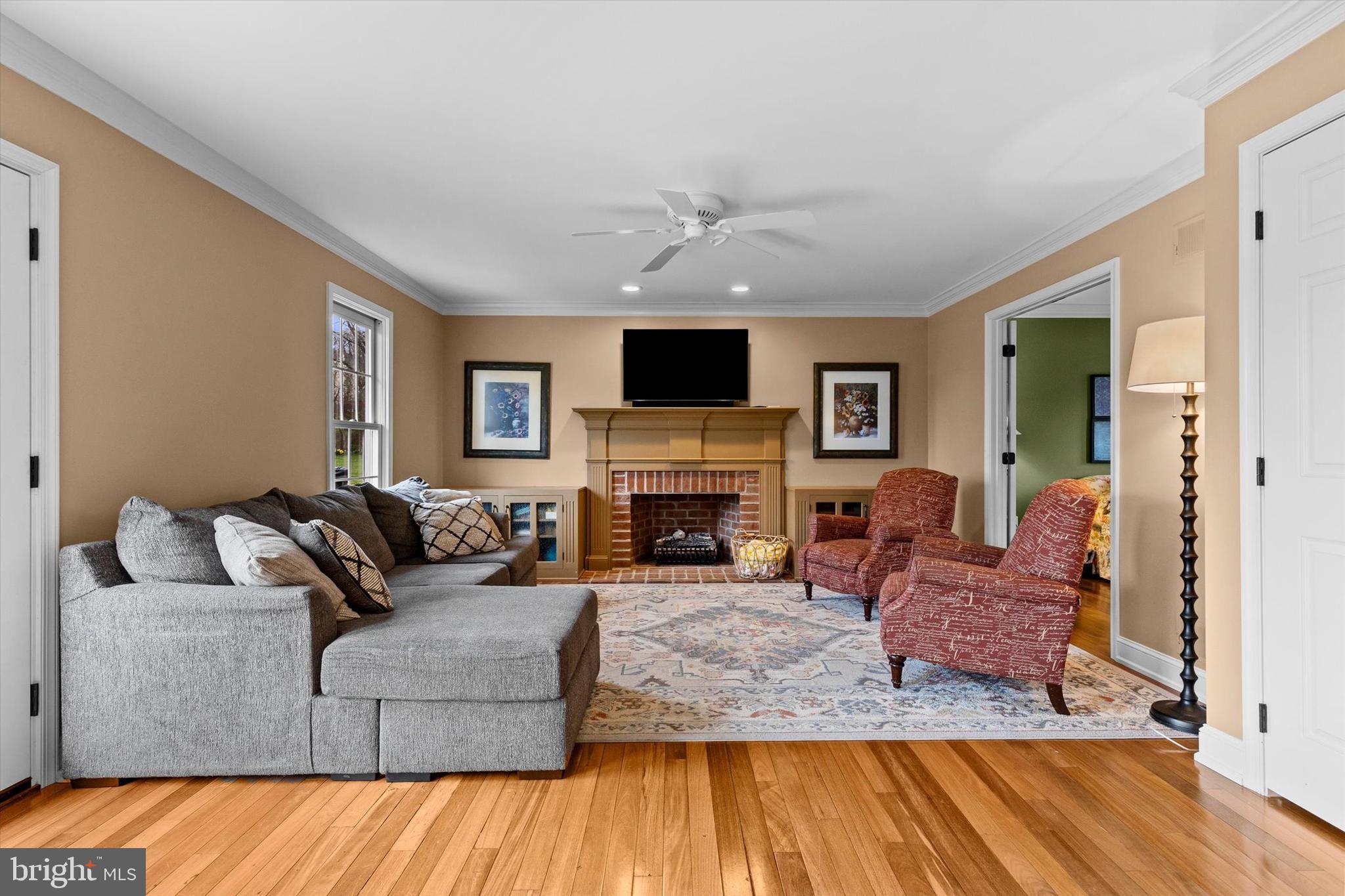 FAIRWAY HILLS - Residential