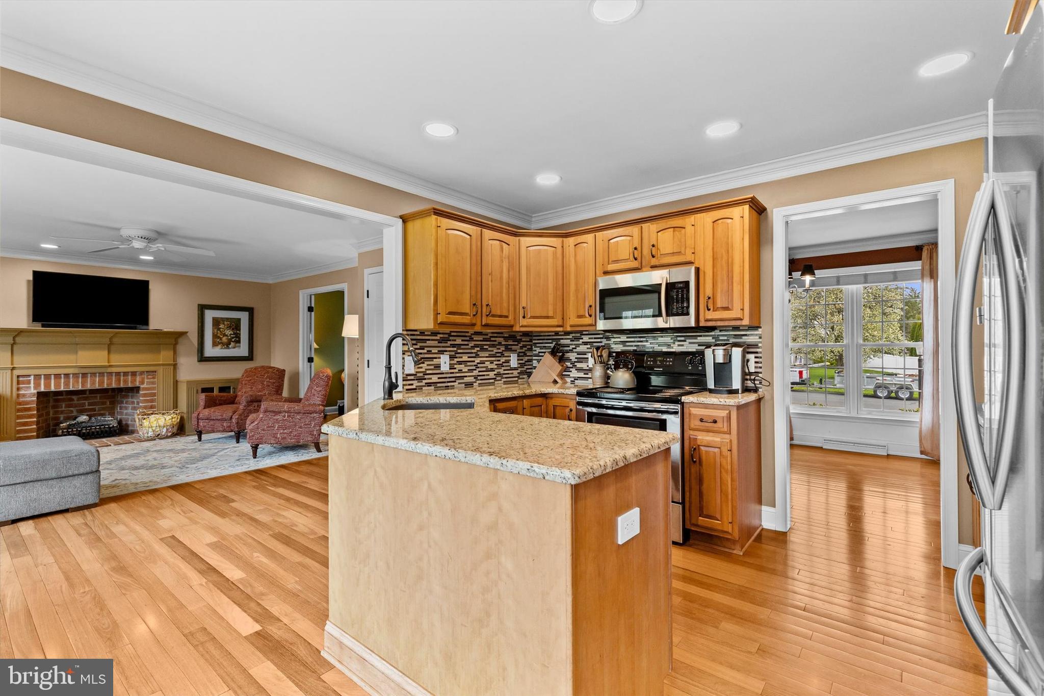 FAIRWAY HILLS - Residential