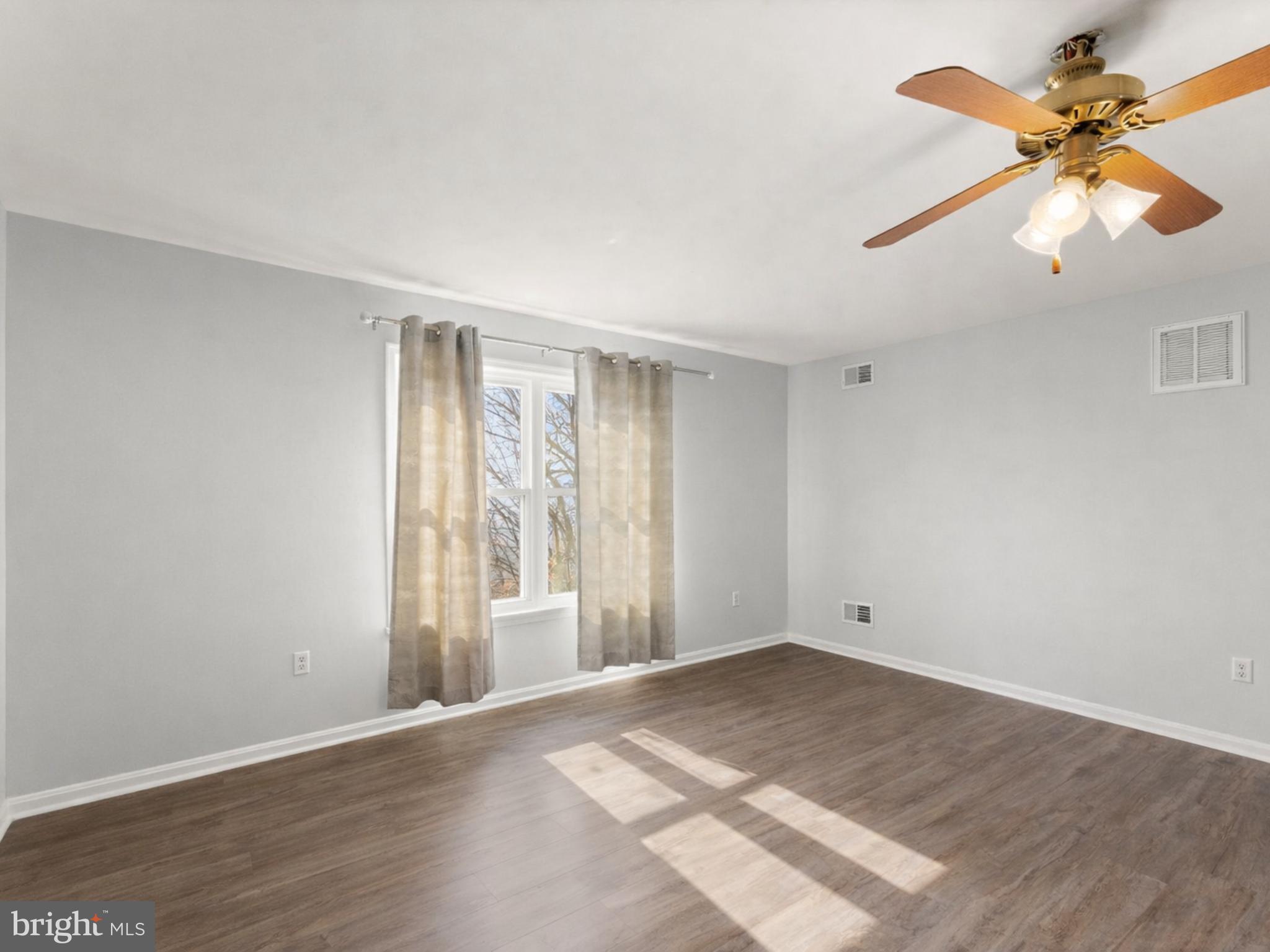 BULL RUN MOUNTAIN - Residential