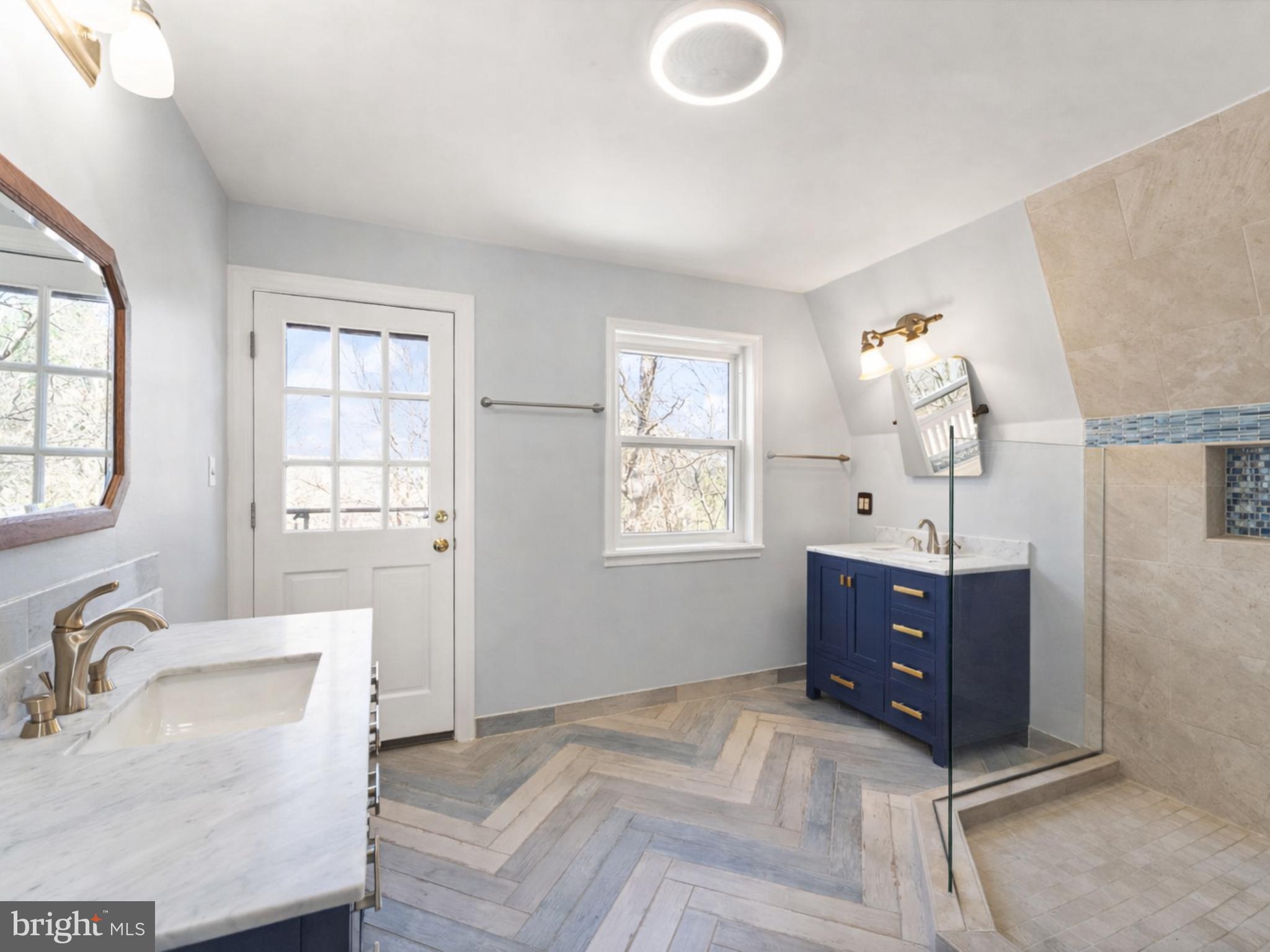 BULL RUN MOUNTAIN - Residential